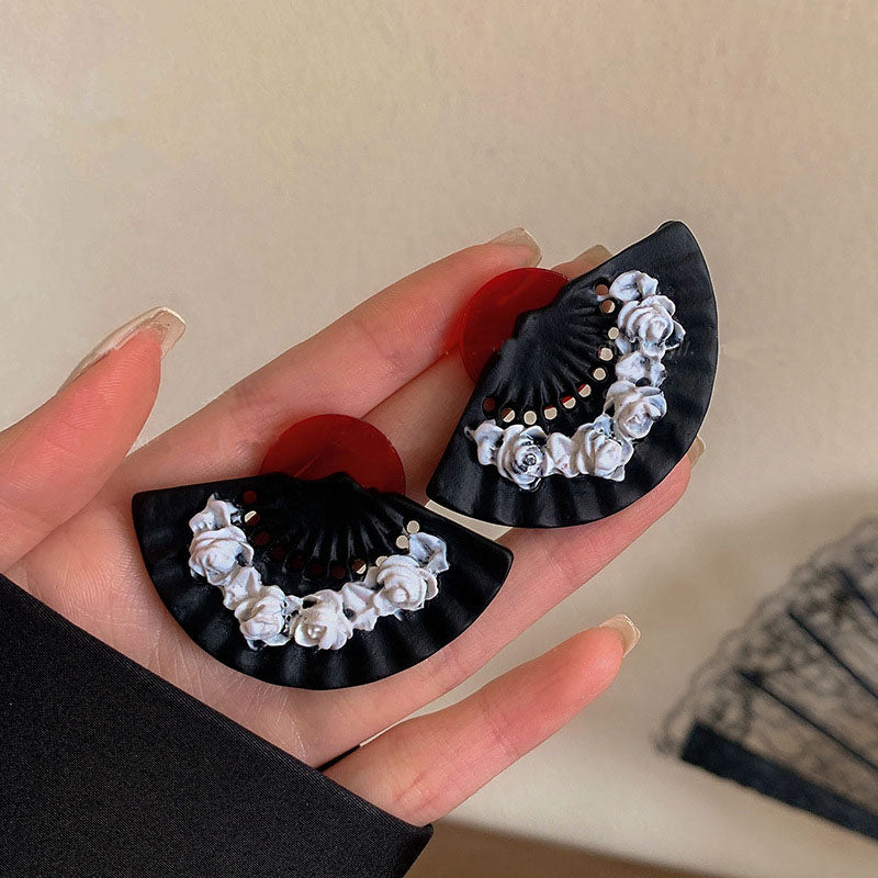 1 Pair Retro Women Stud Earrings Quality Acrylic Fan Shape Earrings New Jewellery Best Birthday Gift E1458