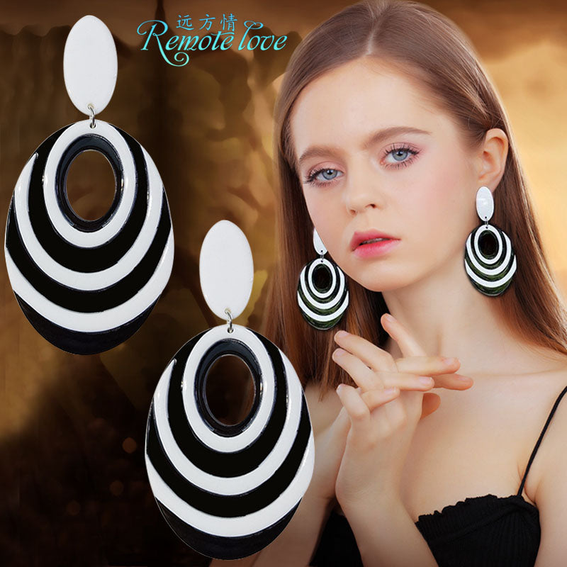 1 pair wonderful women drop earrings quality acrylic candy stripe stud earrings fashion jewellery best birthday gift E1348
